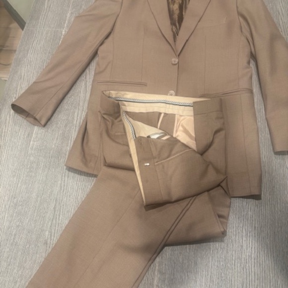 Men's suit - tan - custom made - 39R - $70 - Picture 1 of 8